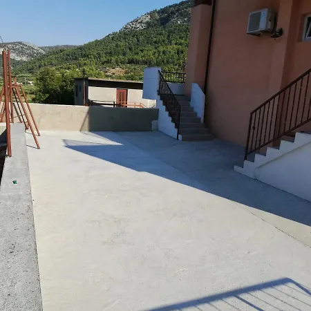 Apartment Vrisnik Jelsa (Hvar)